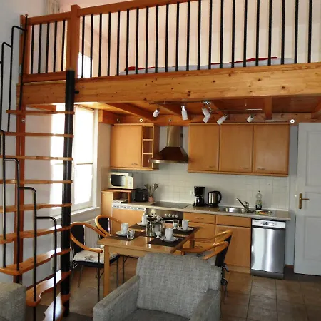 Appartement Diana - 100 M Zum *